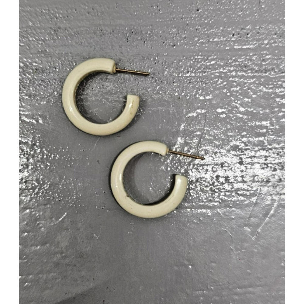 Ivory Chunky Mini Hoop Earrings Acrylic Retro Style No Backs